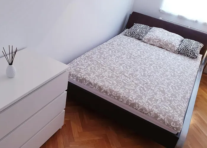 Wonderful 2-bedroom Belvedere Apartamento *