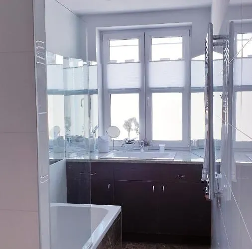 Wonderful 2-bedroom Belvedere *